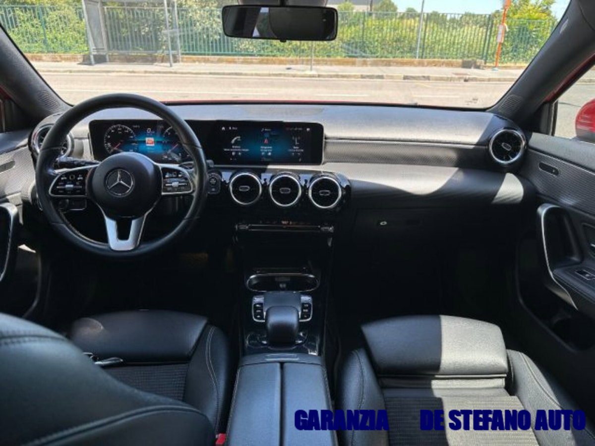 Mercedes-Benz Classe A Sedan 180 d Automatic 4p. Sport (8)