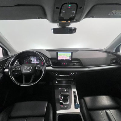 Audi Q5 40 TDI quattro S tronic Business (11)