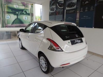 Lancia Ypsilon 1.3 MJT 16V 95 CV 5 porte S&S Gold (4)