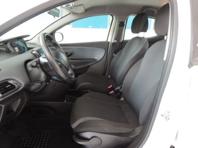 Lancia Ypsilon 1.3 MJT 16V 95 CV 5 porte S&S Gold (7)