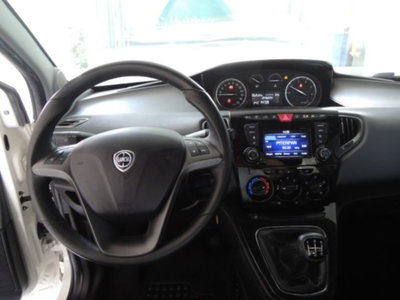 Lancia Ypsilon 1.3 MJT 16V 95 CV 5 porte S&S Gold (8)