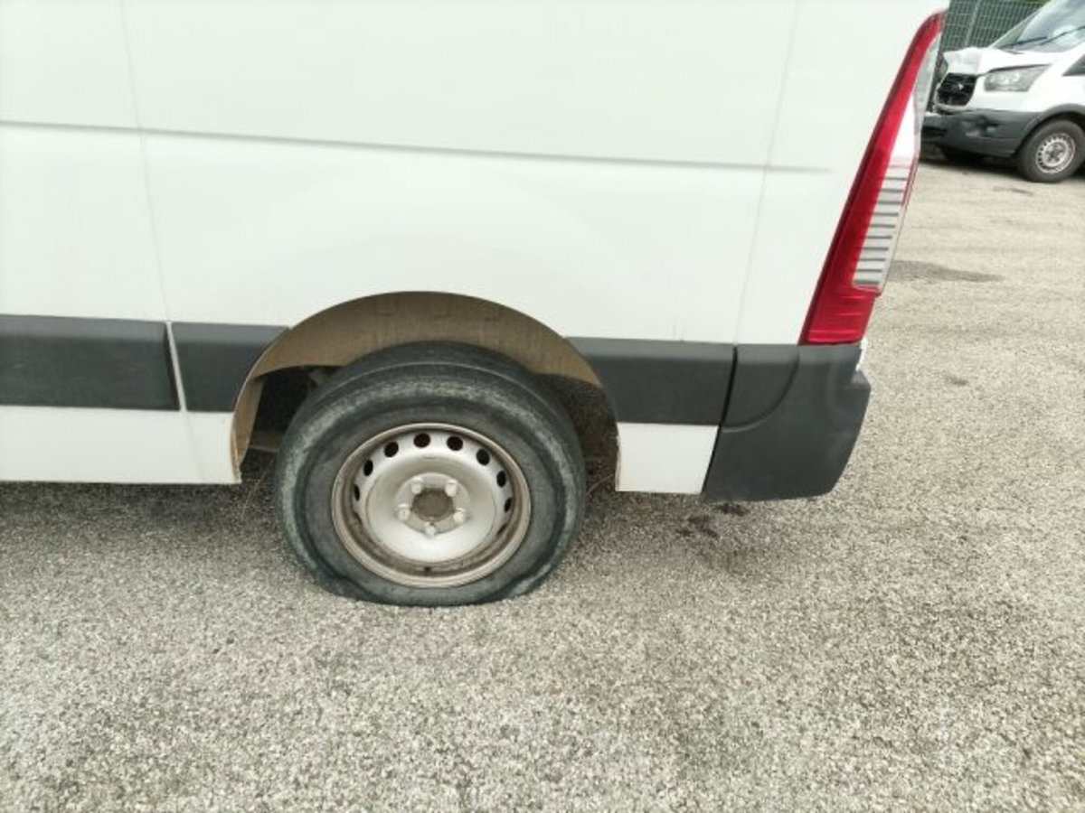 Renault Master Furgone T28 2.3 dCi 135 PC-TN Furgone Ice (20)