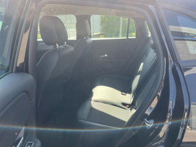 Mercedes-Benz GLA SUV 180 d Automatic Business (13)