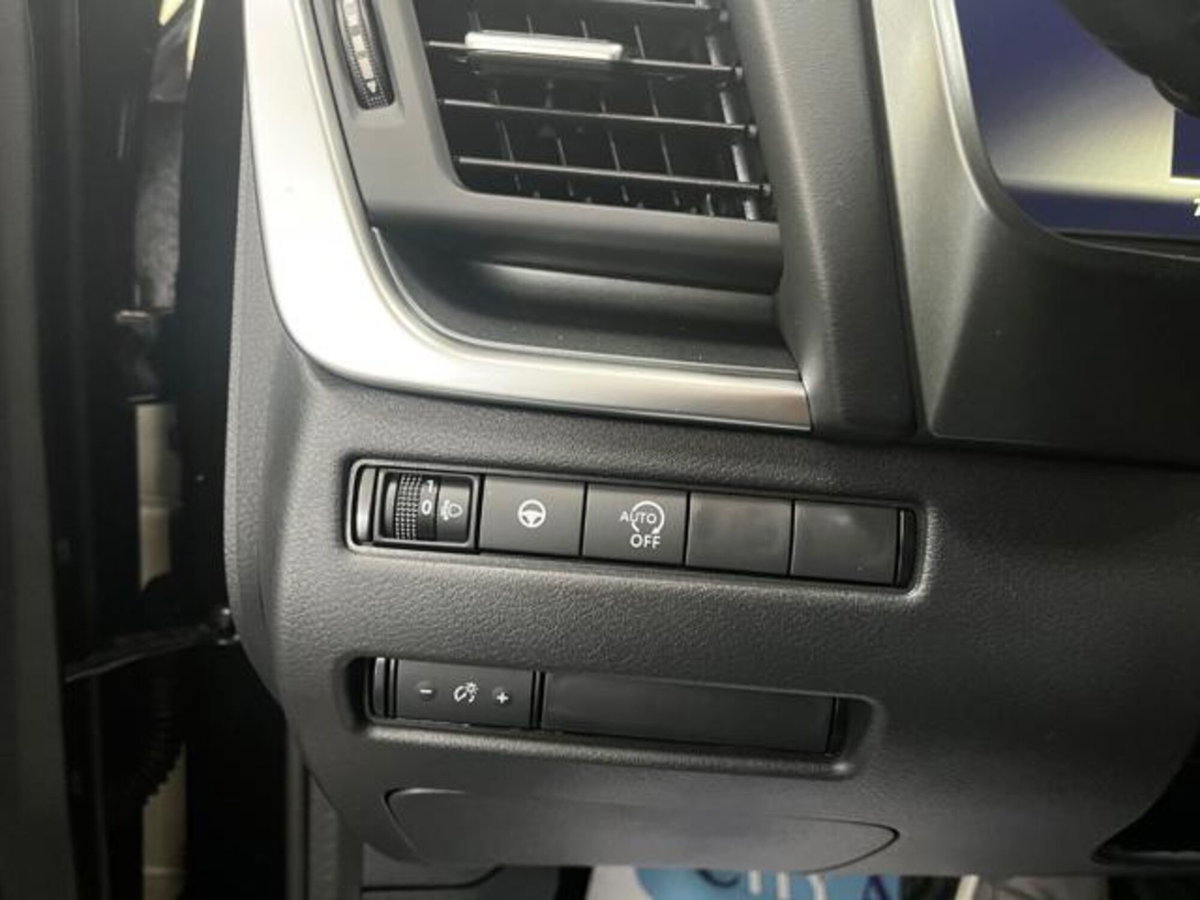 Nissan Qashqai 1.3 mhev N-Connecta 4wd 158cv xtronic (5)