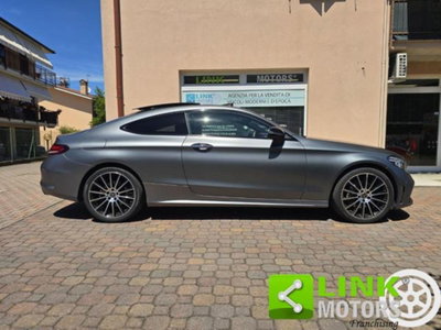 Mercedes-Benz Classe C Coupé 220 d Auto 4Matic Coupé Premium Plus (19)