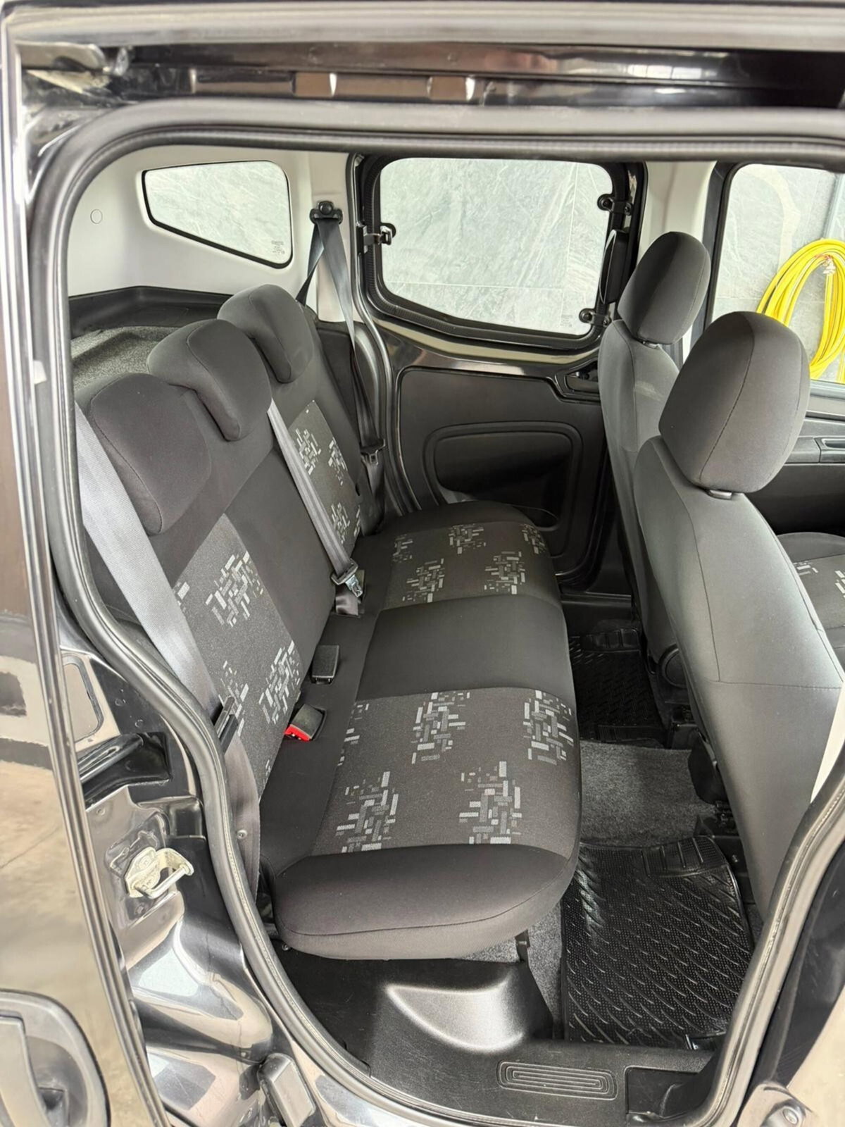 Fiat Qubo 1.4 8V 77 CV Dynamic Natural Power (9)