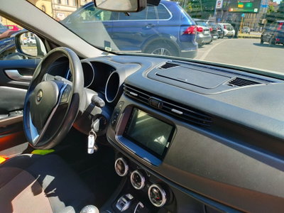 Alfa Romeo Giulietta 1.4 Turbo Distinctive Gpl 120cv E6 (16)