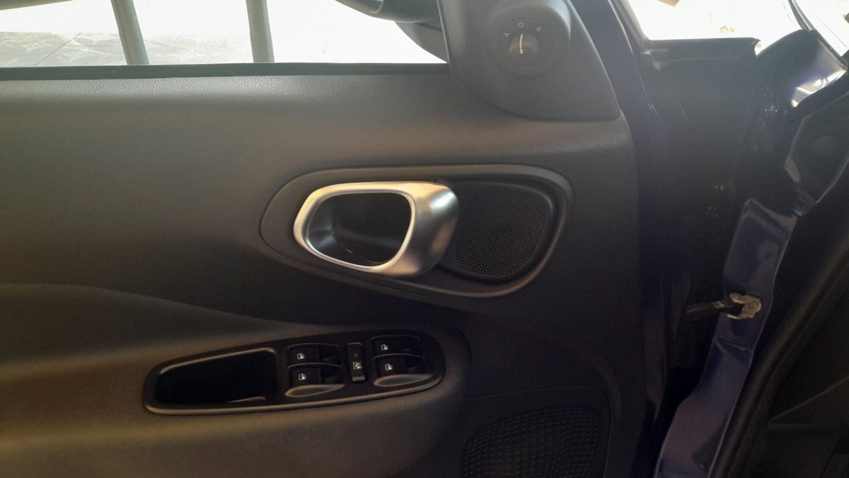 Fiat 500L 1.3 Multijet 95 CV Dualogic Mirror City Cross (16)