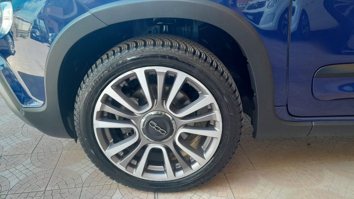 Fiat 500L 1.3 Multijet 95 CV Dualogic Mirror City Cross (17)