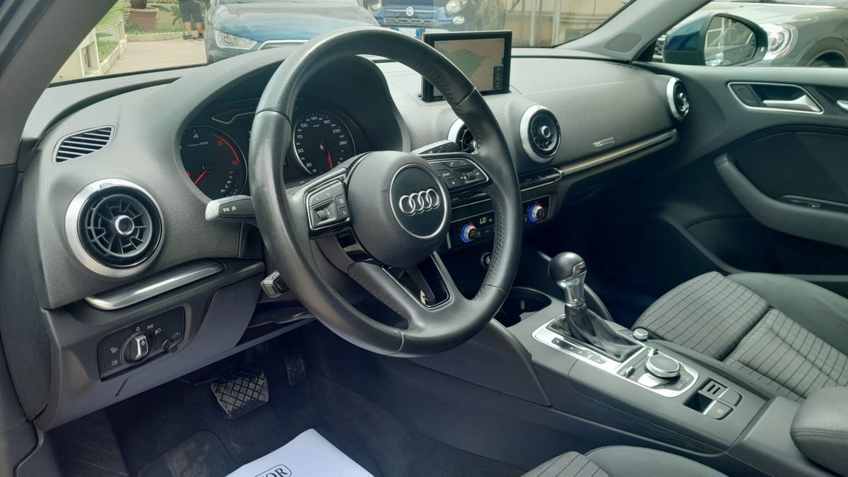 Audi A3 Sportback 1.6 TDI S tronic Sport (14)