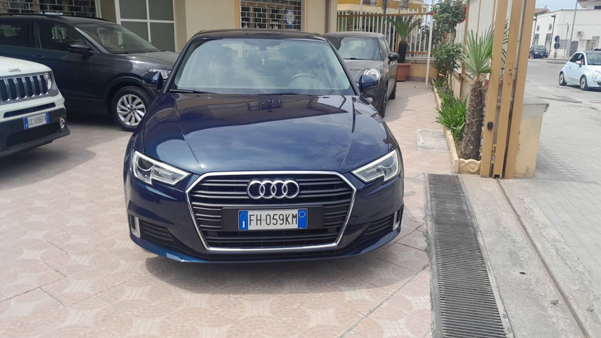 Audi A3 Sportback 1.6 TDI S tronic Sport (3)
