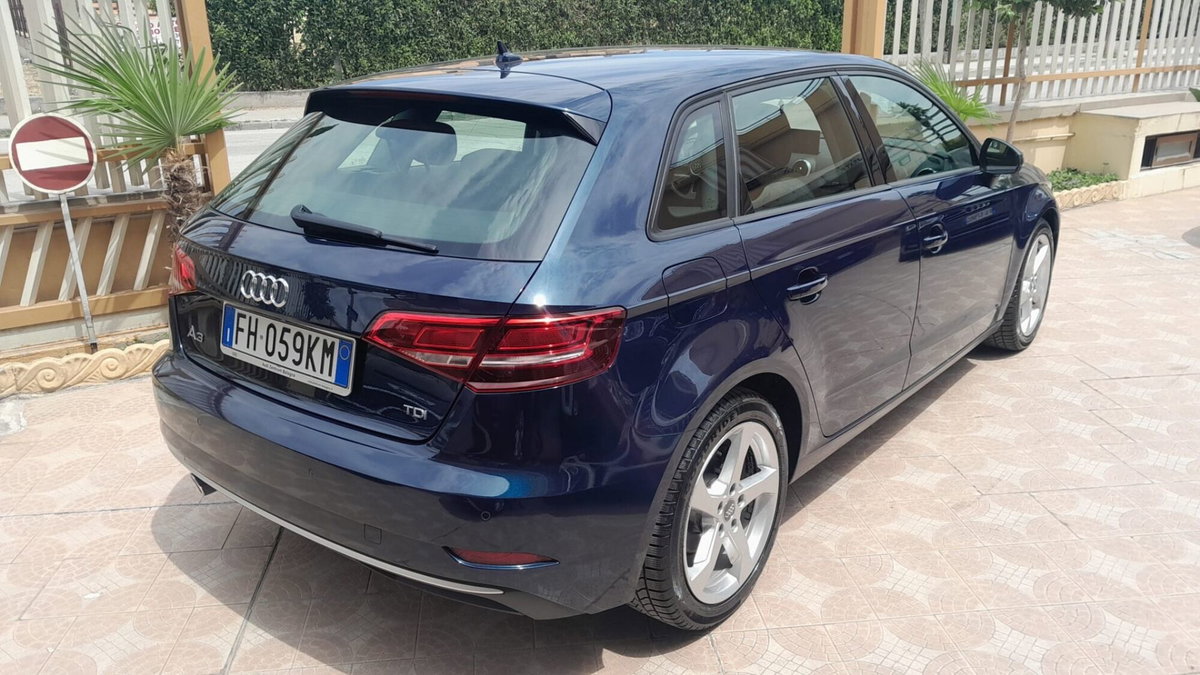 Audi A3 Sportback 1.6 TDI S tronic Sport (5)