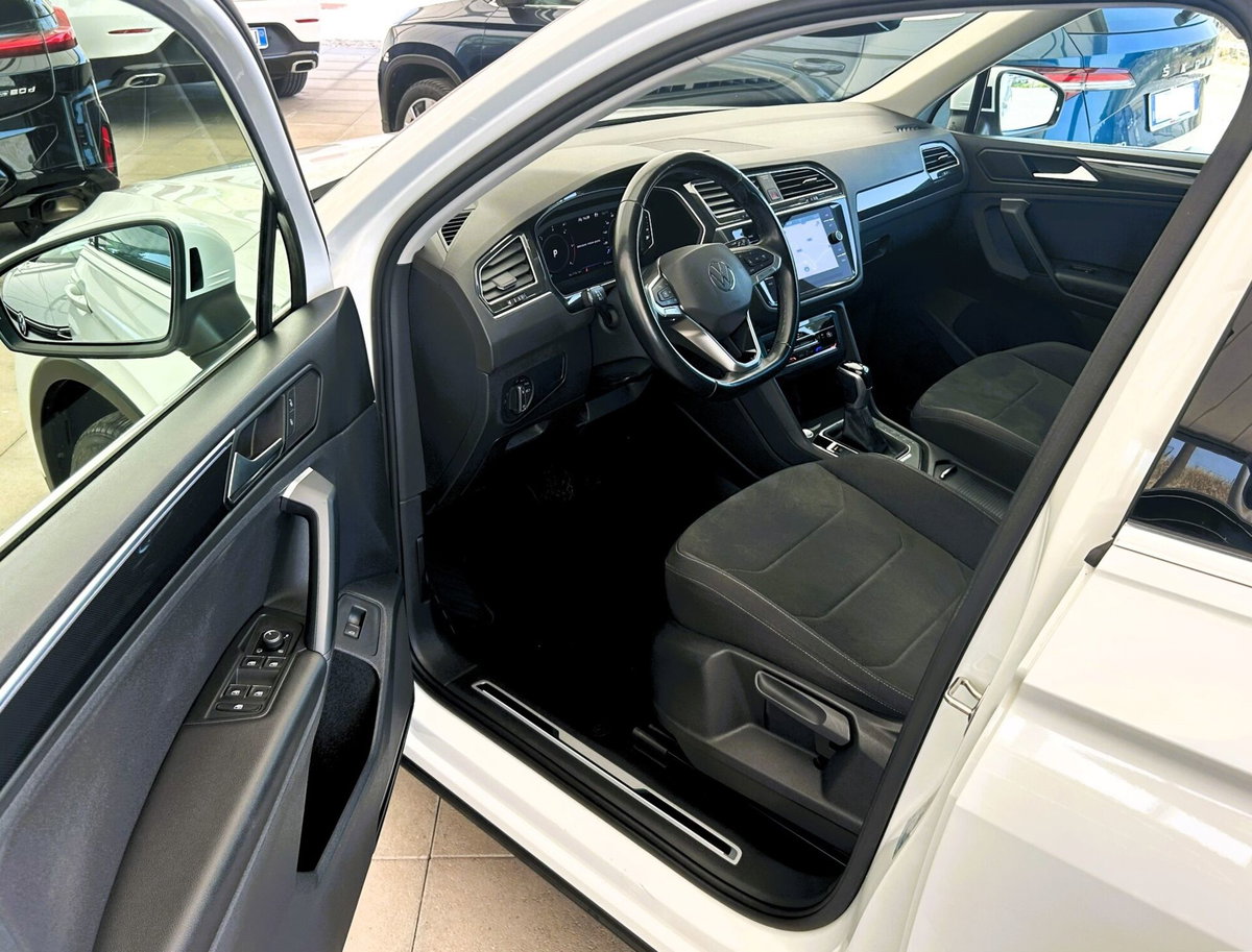 Volkswagen Tiguan Allspace 2.0 TDI SCR DSG 4MOTION Advanced BMT (2)