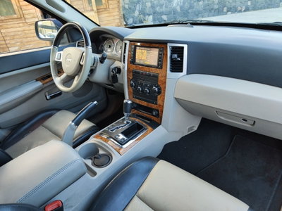 Jeep Grand Cherokee 3.0 V6 CRD Limited (7)