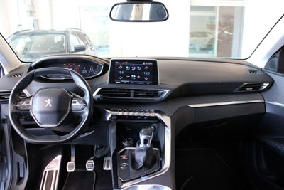 Peugeot 3008 BlueHDi 130 S&S Crossway (8)