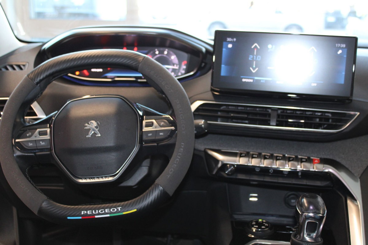 Peugeot 3008 BlueHDi 130 S&S Allure (10)
