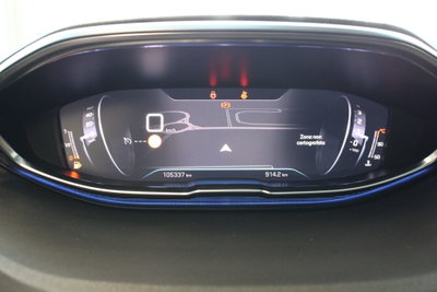 Peugeot 3008 BlueHDi 130 S&S Allure (9)