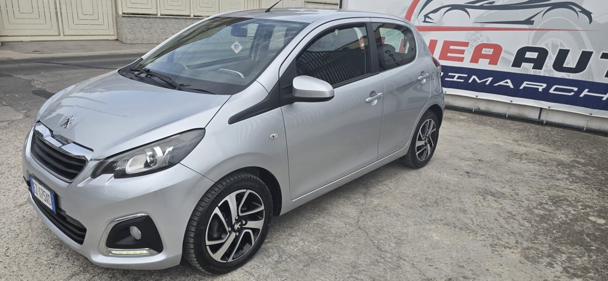 Peugeot 108 82 5 porte Allure (12)