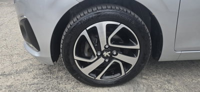 Peugeot 108 82 5 porte Allure (13)