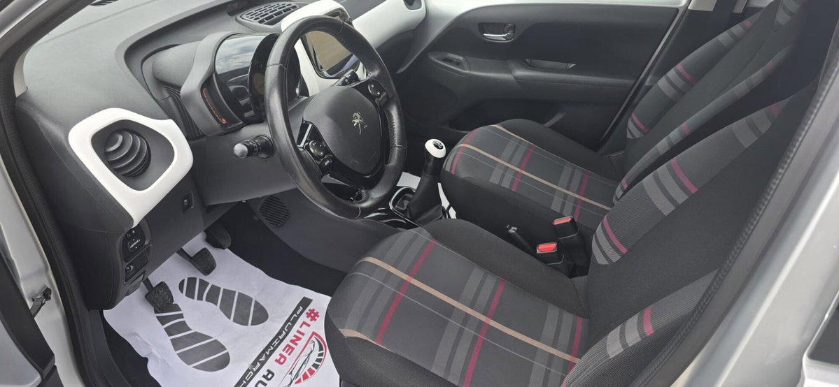 Peugeot 108 82 5 porte Allure (4)