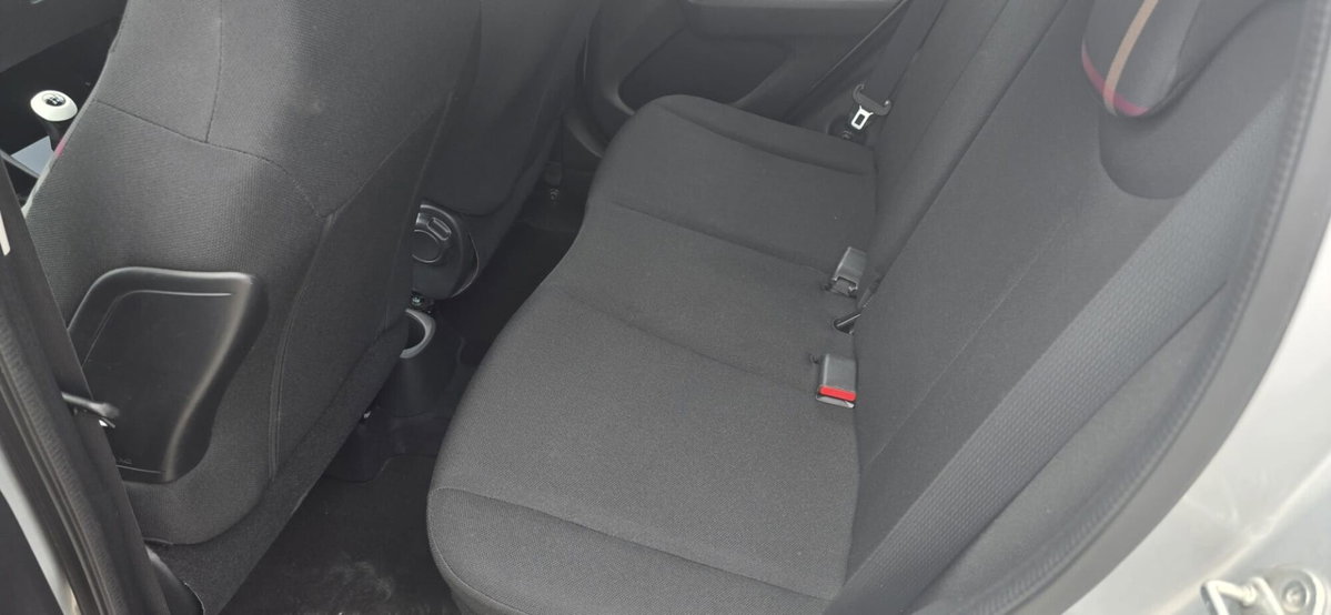 Peugeot 108 82 5 porte Allure (8)