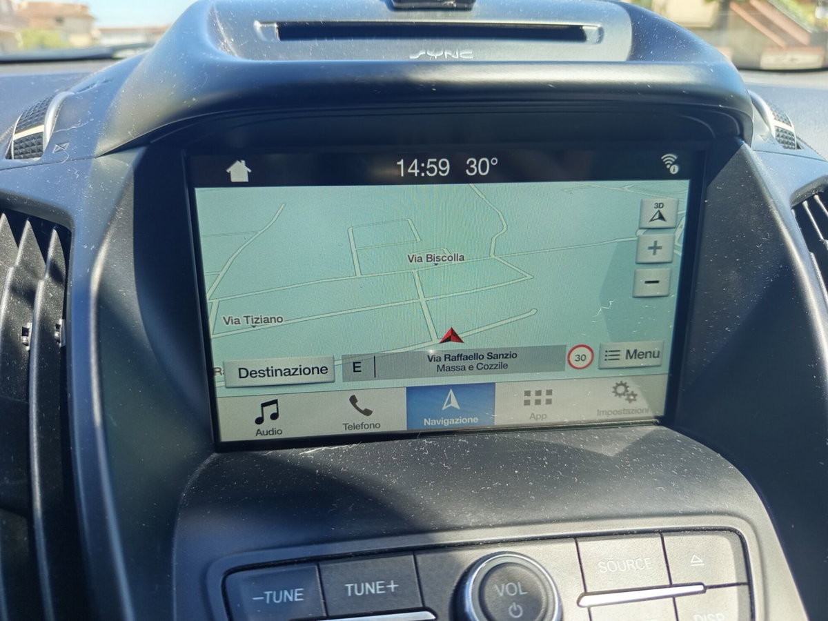 Ford Kuga 1.5 TDCI 120 CV S&S 2WD ST-Line (17)