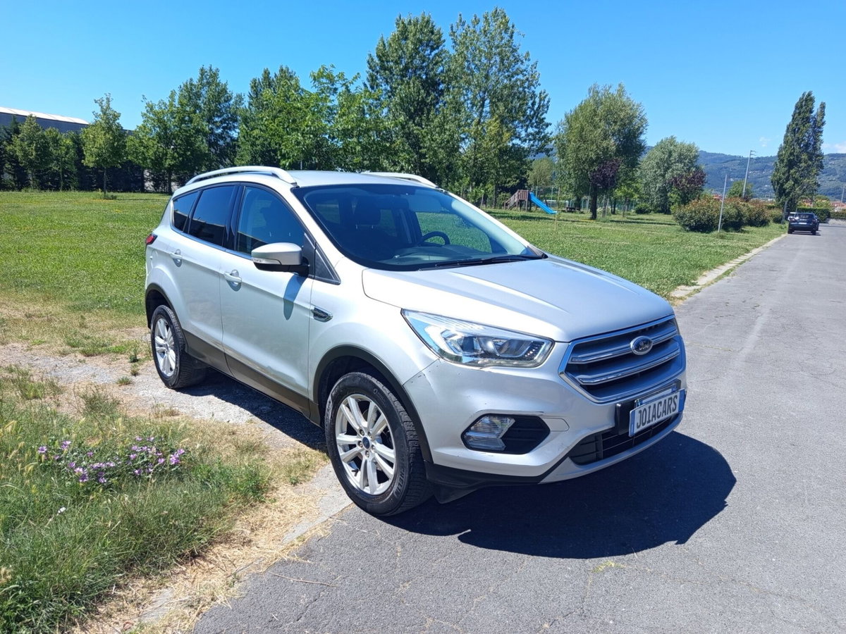 Ford Kuga 1.5 TDCI 120 CV S&S 2WD ST-Line (3)