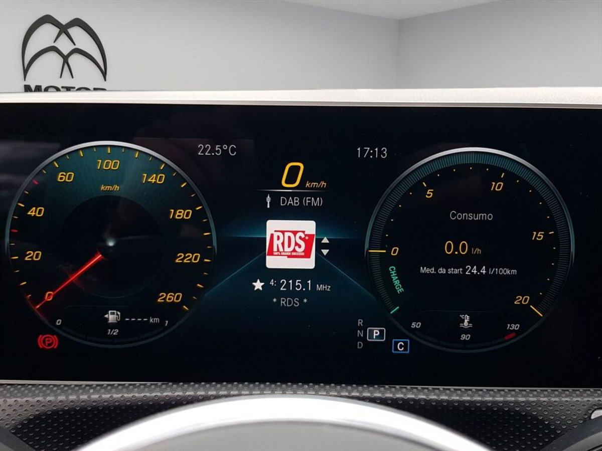 Mercedes-Benz Classe A 180 d Sport (11)