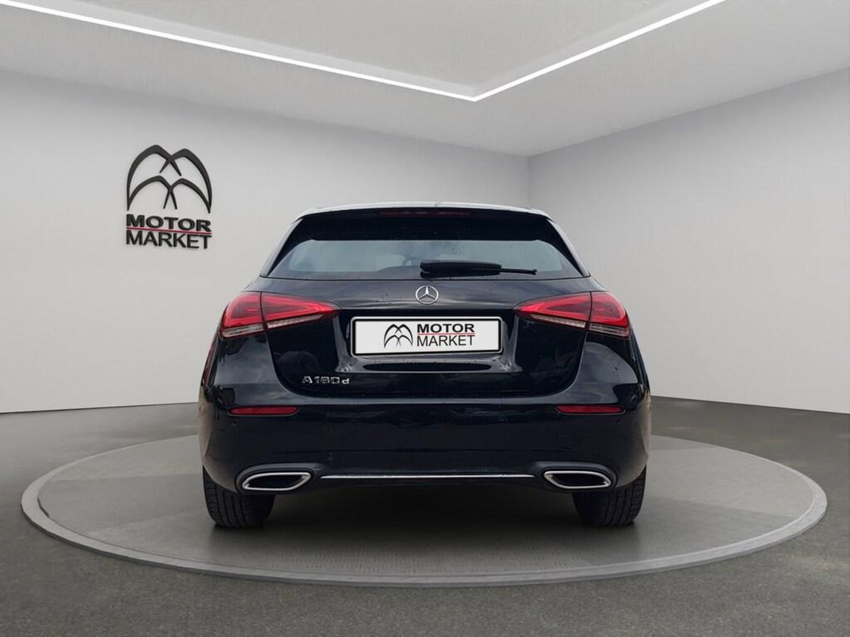 Mercedes-Benz Classe A 180 d Sport (6)