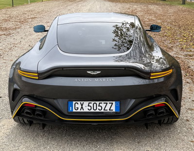 Aston Martin Vantage Coupé Vantage Coupe 4.0 V8 S auto (5)