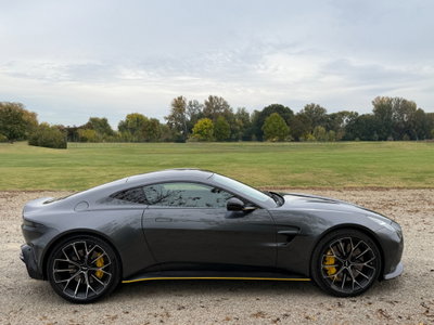 Aston Martin Vantage Coupé Vantage Coupe 4.0 V8 S auto (6)