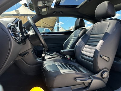Volkswagen Maggiolino 1.6 TDI Design (11)