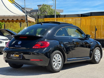 Volkswagen Maggiolino 1.6 TDI Design (2)
