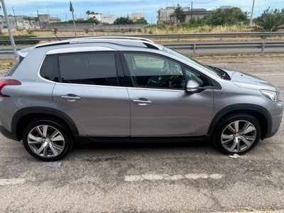Peugeot 2008 100 Allure (4)