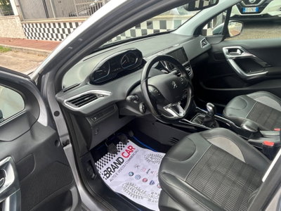 Peugeot 2008 100 Allure (9)