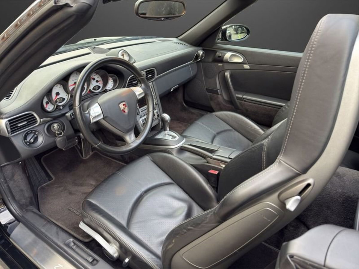 Porsche 911 Cabrio Turbo (9)