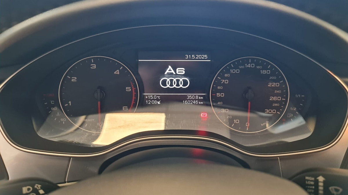 Audi A6 Avant 2.0 TDI 190 CV ultra S tronic Business (14)
