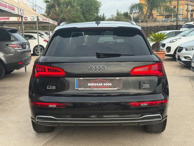 Audi Q5 40 TDI quattro S tronic Sport (5)