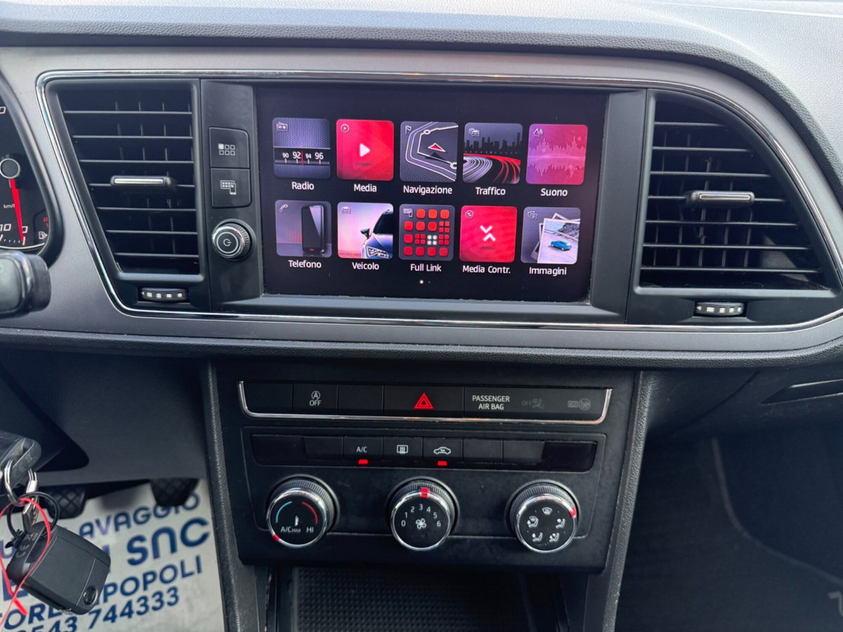 SEAT Leon 1.5 TGI 5p. Style (11)