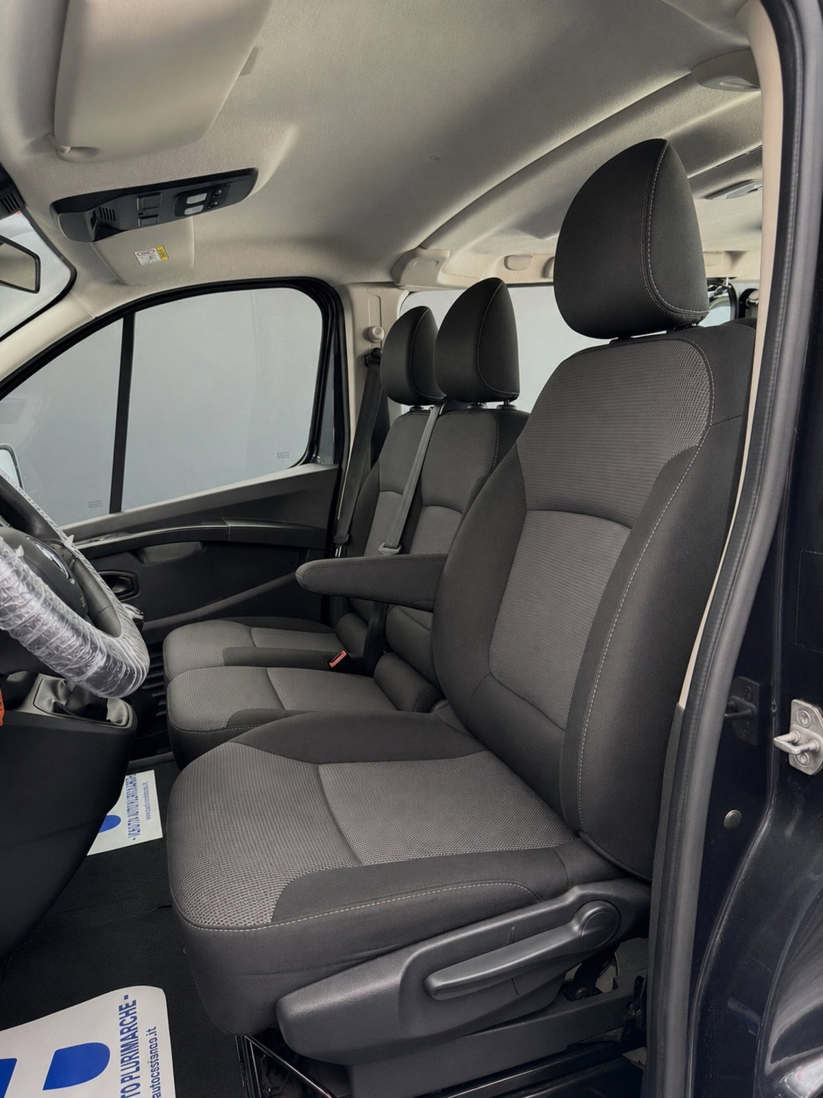 Renault Trafic Furgone BluedCi 110CV PL-TN Intens (12)