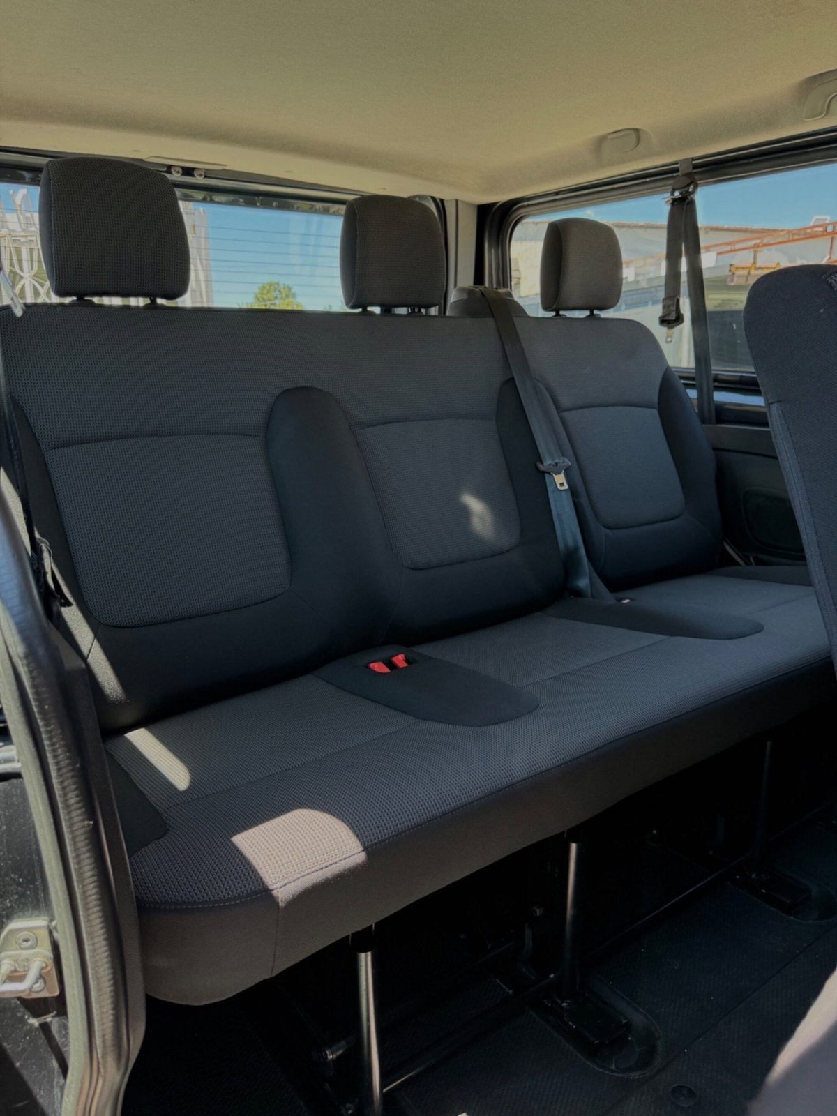 Renault Trafic Furgone BluedCi 110CV PL-TN Intens (15)