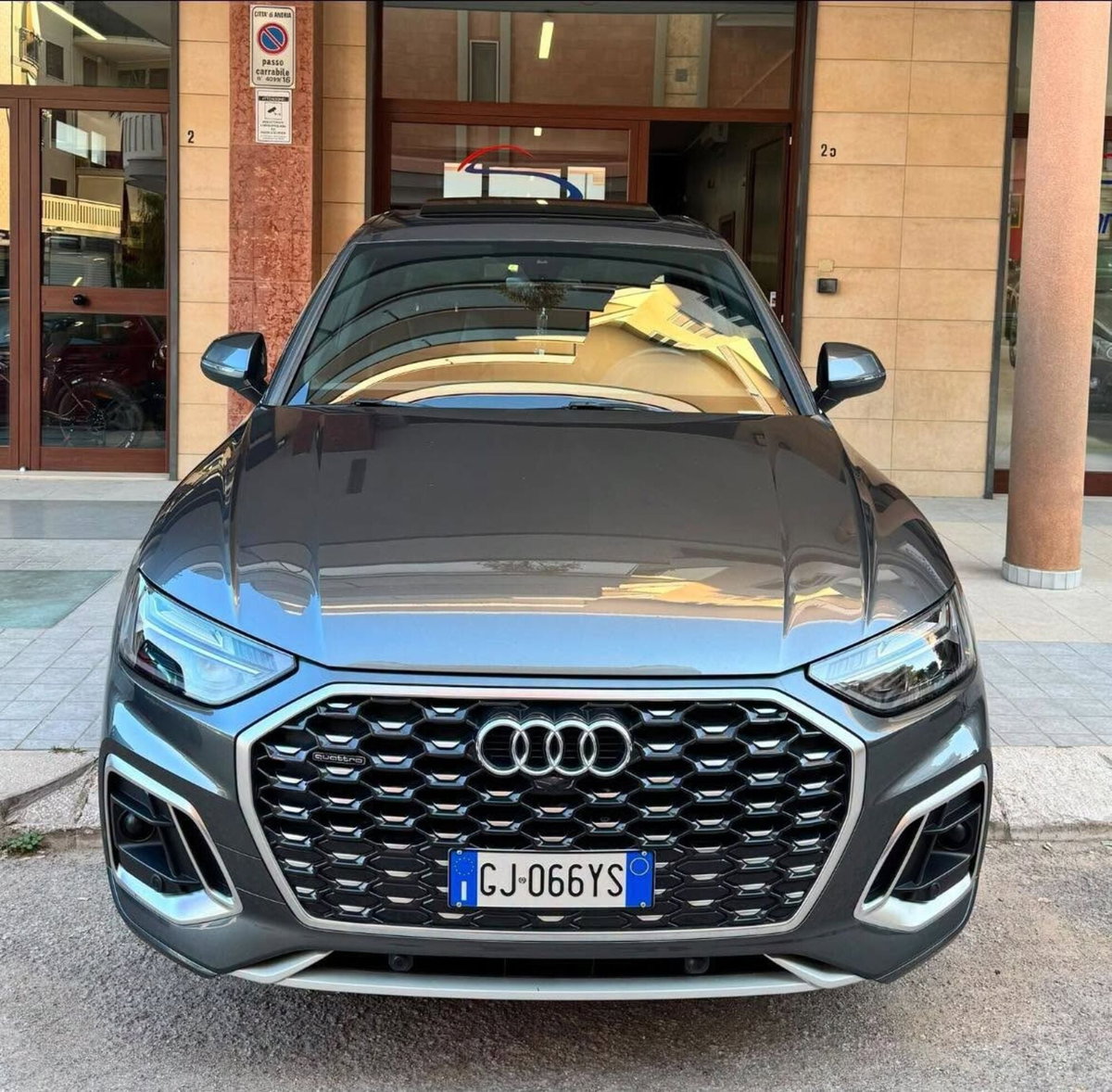 Audi Q5 Sportback 40 2.0 tdi mhev 12V S line Plus quattro s-tronic (2)