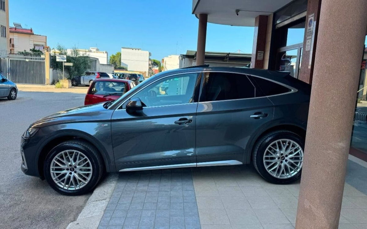 Audi Q5 Sportback 40 2.0 tdi mhev 12V S line Plus quattro s-tronic (5)