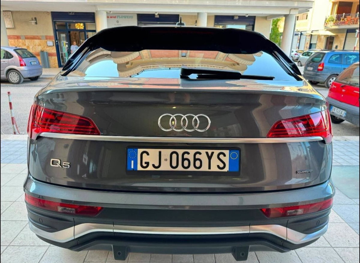 Audi Q5 Sportback 40 2.0 tdi mhev 12V S line Plus quattro s-tronic (7)