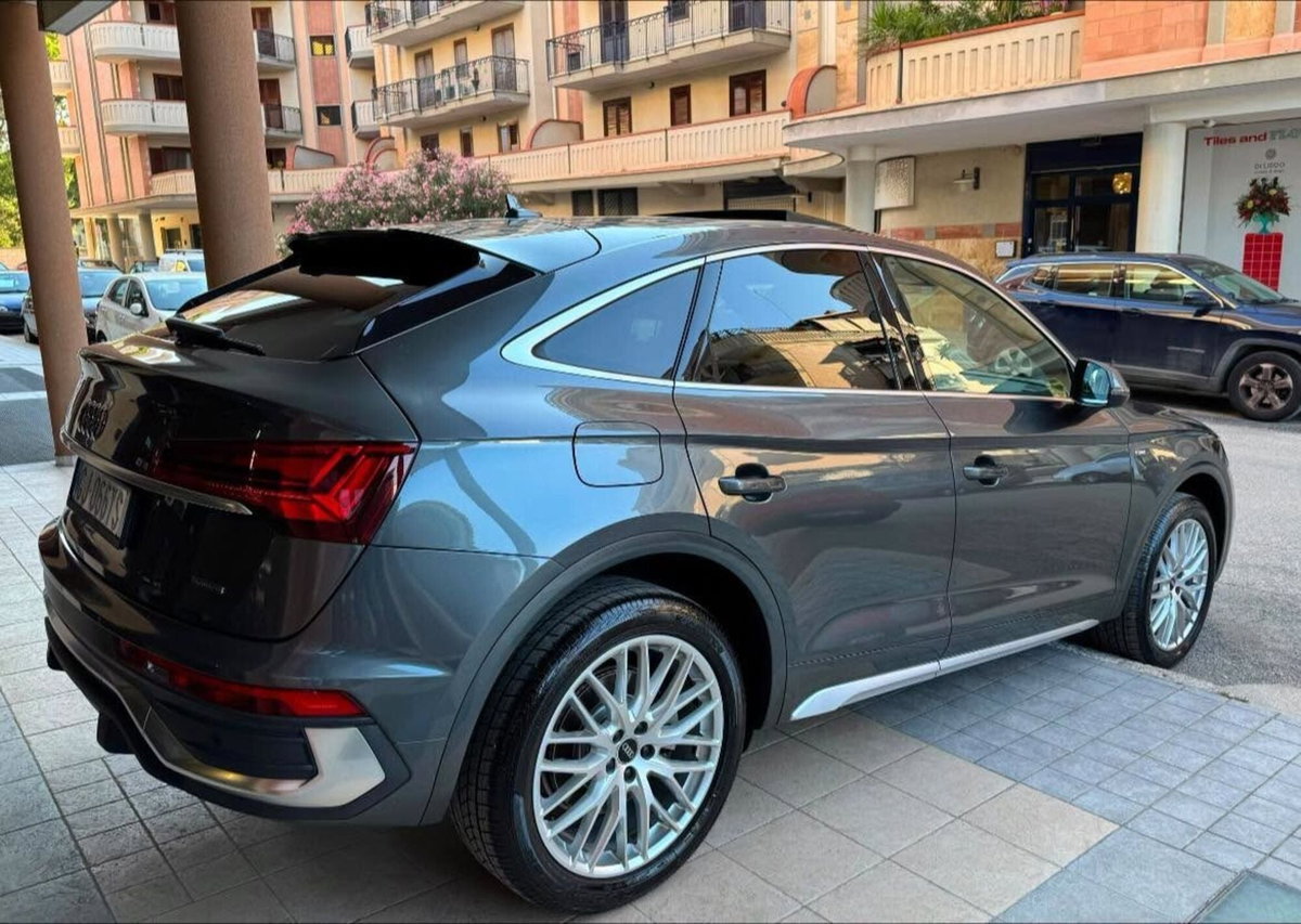 Audi Q5 Sportback 40 2.0 tdi mhev 12V S line Plus quattro s-tronic (8)