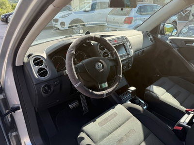 Volkswagen Tiguan 2.0 TDI DPF 4MOTION tiptronic Track & Field (9)