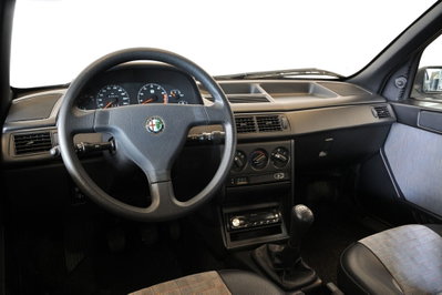 Alfa Romeo 155 1.8i Twin Spark cat (11)