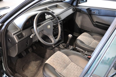 Alfa Romeo 155 1.8i Twin Spark cat (17)