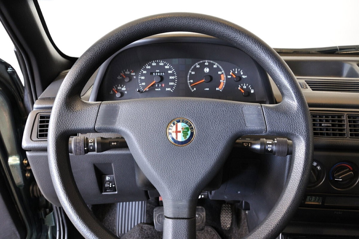 Alfa Romeo 155 1.8i Twin Spark cat (20)