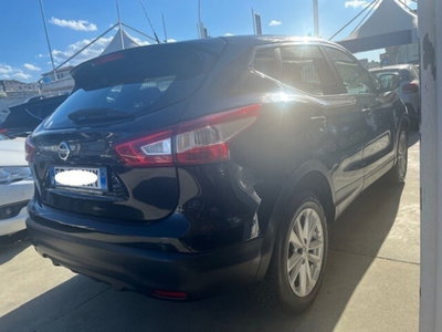 Nissan Qashqai 1.2 DIG-T Tekna (7)